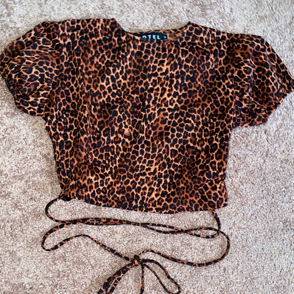 SOLD!! MOTEL ROCKS animal print top - Picture 3 of 4